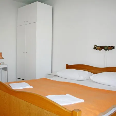 Jere - 30 M From Apartment *